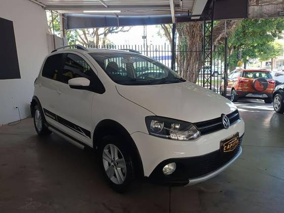 VOLKSWAGEN CROSSFOX 1.6 MI FLEX 8V 4P MANUAL VOLKSWAGEN CROSSFOX 1.6 MI FLEX 8V 4P MANUAL